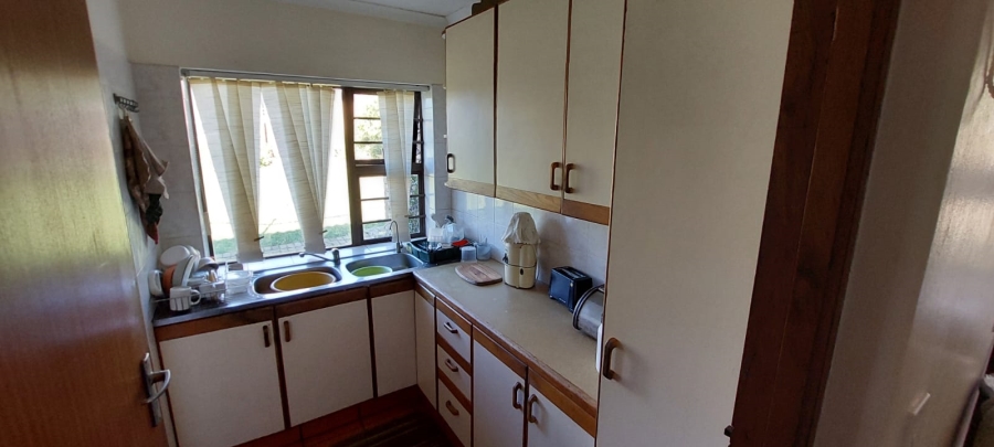 2 Bedroom Property for Sale in Wavecrest Eastern Cape